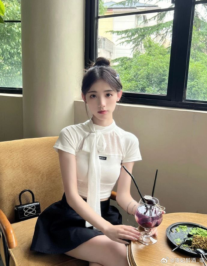 知否知否应是绿肥红瘦